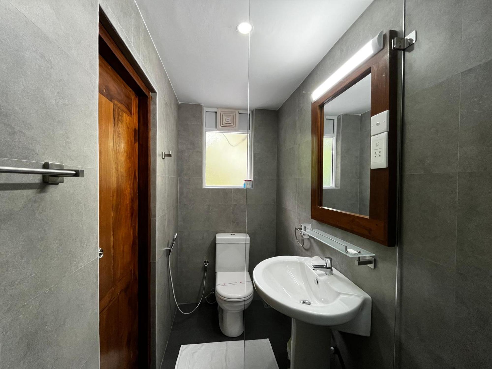 Livin Lush Luxury Retreat Hotel Анурадхапура Екстериор снимка