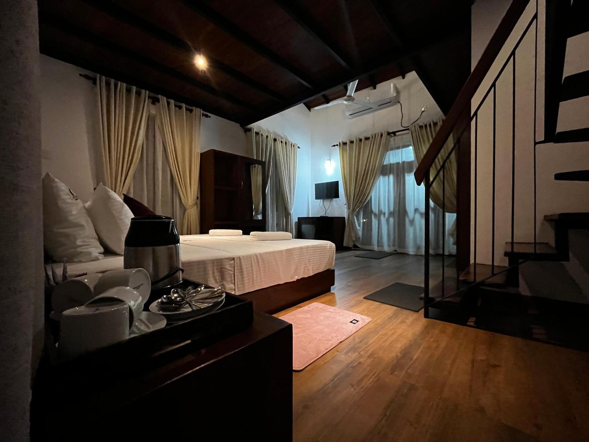 Livin Lush Luxury Retreat Hotel Анурадхапура Екстериор снимка