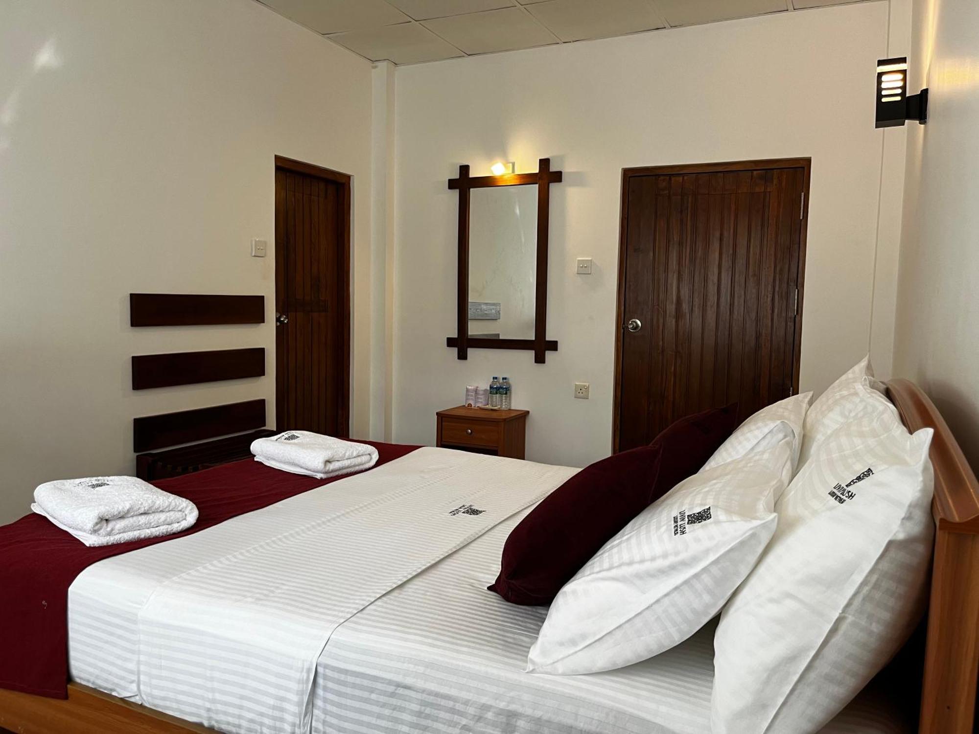 Livin Lush Luxury Retreat Hotel Анурадхапура Екстериор снимка
