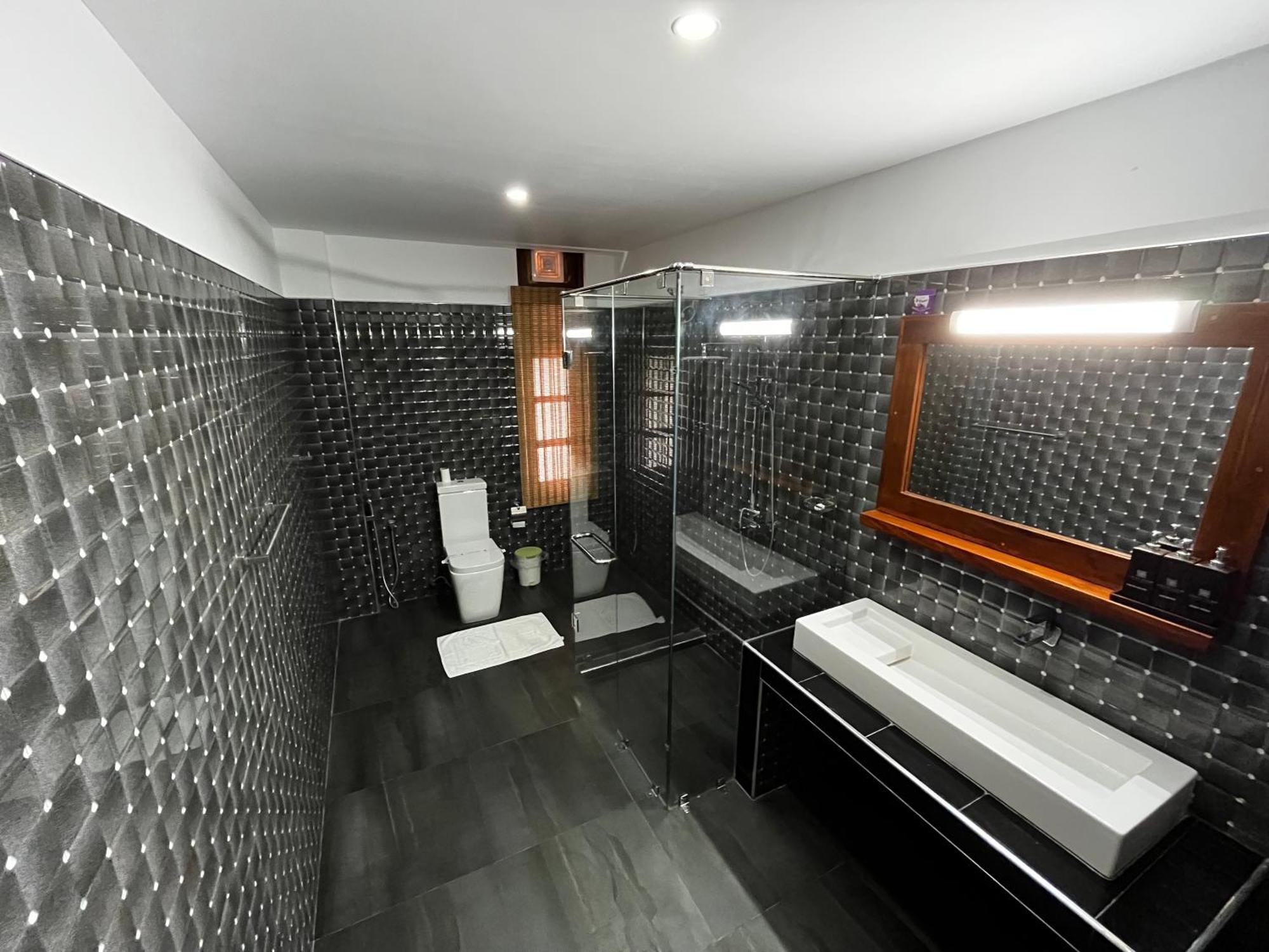 Livin Lush Luxury Retreat Hotel Анурадхапура Екстериор снимка